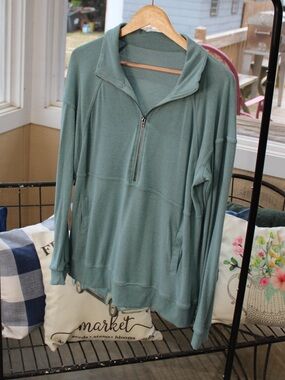 🩵 Oversized Half-Zip Pullover Sweatshirt 💚